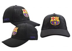Czapka z daszkiem FC Barcelona - oficjalna licencjonowana. Czarne czapki damskie FC BARCELONA, bez wzorów, z materiału. Za 97.27 zł.