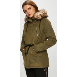 Tally Weijl - Parka. Zielone parki damskie TALLY WEIJL, bez wzorów, z futra, z kapturem. W wyprzedaży za 249.90 zł.