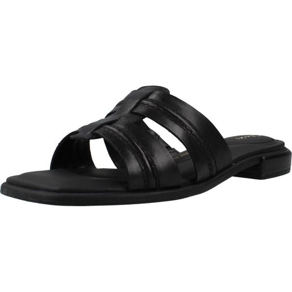 Sandały CLARKS ARIANY MULE Czarny. Czarne sandały damskie Clarks, bez wzorów, z materiału, bez obcasa, bez zapięcia. Za 221.99 zł.