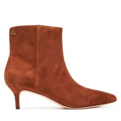 Botki LAUREN RALPH LAUREN. Brązowe botki damskie Lauren Ralph Lauren, bez wzorów, bez obcasa, na szpilce, bez zapięcia. Za 839.99 zł.