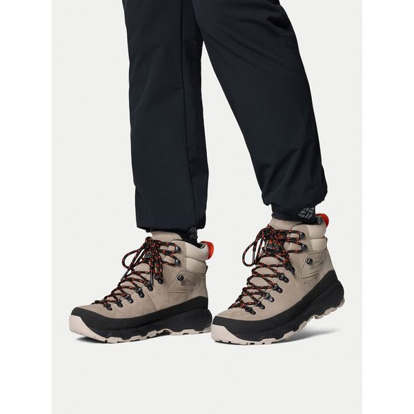 Trekkingi Columbia. Czarne botki męskie Columbia, bez wzorów, bez obcasa, bez zapięcia. Za 599.99 zł.