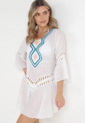 Biała Sukienka Tunika z Szydełkowym Zdobieniem Astrik. Białe sukienki damskie Born2be, z aplikacjami, bez kołnierzyka, bez ramiączek, mini. Za 39.99 zł.