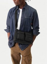 G-Star Raw Torba sportowa C-BW-B53509 Czarny. Czarne torby sportowe męskie G-Star Raw, bez wzorów, z materiału. Za 159.99 zł.