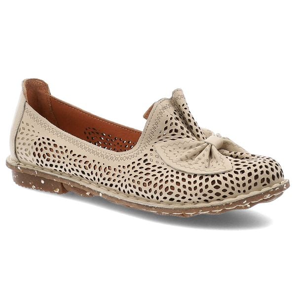 Beżowe Baleriny Ravini Stylowe Płaskie Obuwie Damskie. Brązowe balerinki damskie Ravini, na lato, w ażurowe wzory, z jeansu, boho, bez obcasa, na płaskiej podeszwie, bez zapięcia. Za 215.99 zł.