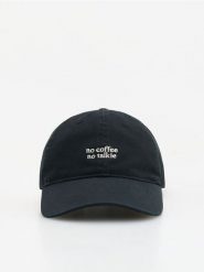 Czapka z daszkiem - czarny. Czarne czapki damskie Reserved, bez wzorów, z bawełny. Za 59.99 zł.