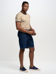 Szorty męskie jeansowe niebieskie Aleksy 508. Niebieskie szorty męskie BIG STAR, bez wzorów, z bawełny, eleganckie. W wyprzedaży za 129.99 zł.
