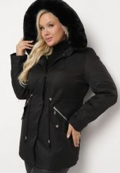 Czarna Kurtka Parka ze Ściągaczem w Talii i z Kapturem z Odpinanym Futerkiem Savalinde. Czarne kurtki damskie Born2be, l, bez wzorów, z futra, plus size, z kapturem. Za 279.99 zł.