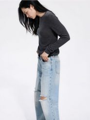 Sweter z wełną i modalem - ciemnoszary. Szare swetry nierozpinane damskie Reserved, l, bez wzorów, z dzianiny, bez kołnierzyka, bez ramiączek. Za 119.99 zł.