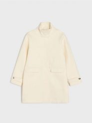 Klasyczny płaszcz z ozdobnymi guzikami - kremowy. Białe płaszcze damskie Sinsay, l, bez wzorów, klasyczne, bez kołnierzyka, bez kaptura. Za 129.99 zł.