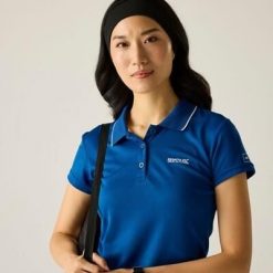 Damska koszulka polo z logo Maverick V Tipped. Niebieskie koszulki sportowe damskie Regatta, l, bez wzorów, z dzianiny, bez ramiączek. Za 124.20 zł.