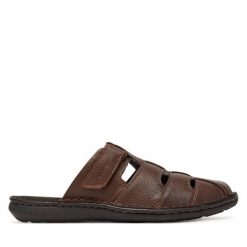 Klapki Go Soft. Brązowe klapki męskie GO SOFT, bez wzorów, bez zapięcia. Za 159.99 zł.