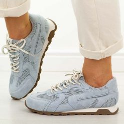 Niebieskie skórzane półbuty damskie Vinceza 86426. Niebieskie półbuty damskie VINCEZA, na jesień, bez wzorów, z jeansu, eleganckie, z okrągłym noskiem, bez obcasa, na płaskiej podeszwie, bez zapięcia. Za 249.00 zł.