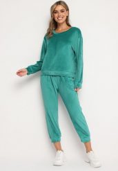 Zielony Welurowy Komplet Dresowy Bluza z Trójkątnym Dekoltem i Spodnie z Kieszeniami Onchia. Zielone bluzy damskie Born2be, l, bez wzorów, z dresówki, eleganckie, bez ramiączek, bez kaptura. Za 99.99 zł.