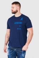 ARMANI EXCHANGE Granatowy t-shirt męski z niebieskim logo. Niebieskie t-shirty męskie Armani Exchange, m, bez wzorów, prążkowane, bez kołnierzyka, bez ramiączek. W wyprzedaży za 199.99 zł.