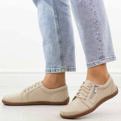 Beżowe skórzane Polskie półbuty damskie barefoot Gregors 1153. Brązowe półbuty damskie GREGORS, na jesień, bez wzorów, z jeansu, biznesowe, bez obcasa, na płaskiej podeszwie, bez zapięcia. Za 379.00 zł.