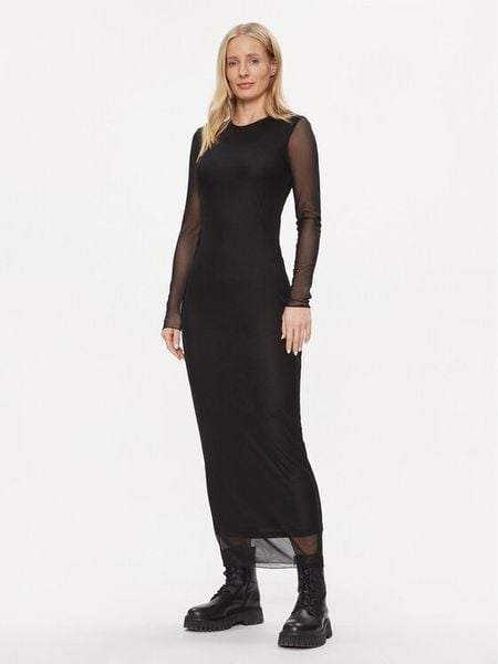 ONLY Sukienka codzienna Lucia 15312218 Czarny Slim Fit. Czarne sukienki damskie ONLY, na co dzień, s, bez wzorów, z syntetyku, bez kołnierzyka, bez ramiączek, proste. Za 99.99 zł.