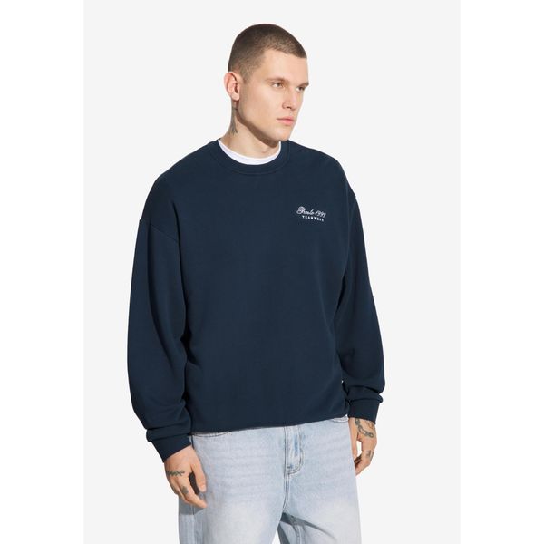 Bluza sportowa męska Prosto Team bez kaptura. Niebieskie bluzy sportowe męskie Prosto., m, bez wzorów, bez kaptura. W wyprzedaży za 189.99 zł.