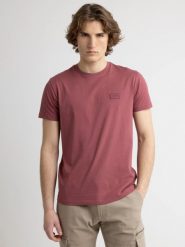 Koszulka męska z naszywką na piersi ciemnoróżowa Arriser 602. Czerwone t-shirty męskie BIG STAR, l, z aplikacjami, z gumy, bez kołnierzyka, bez ramiączek. W wyprzedaży za 59.99 zł.
