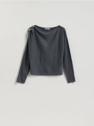 Sweter z błyszczącą aplikacją - ciemnoszary. Szare swetry nierozpinane damskie Reserved, l, z aplikacjami, z dzianiny, bez kołnierzyka, bez ramiączek. Za 109.99 zł.