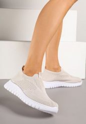 Beżowe Elastyczne Buty Sportowe Ozdobione Tłoczeniem Cleandra. Brązowe obuwie sportowe damskie Renee, bez wzorów, z jeansu, bez zapięcia. Za 44.99 zł.