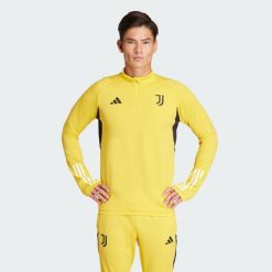 Bluza do piłki nożnej męska Adidas Juventus Tiro 23 Training Top. Brązowe bluzy męskie Adidas, l, bez wzorów, z materiału, sportowe, bez ramiączek, bez kaptura. W wyprzedaży za 282.70 zł.