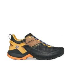 Buty trekkingowe Garmont 9.81 Onyx GTX. Czarne obuwie trekkingowe damskie Garmont, z gore-texu, bez zapięcia. Za 812.50 zł.