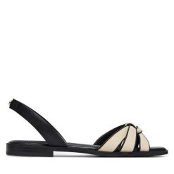 Sandały Aldo. Czarne sandały damskie Aldo, bez wzorów, bez obcasa, na płaskiej podeszwie, bez zapięcia. Za 269.99 zł.