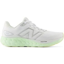 Buty damskie New Balance Fresh Foam 680 v8 W680RM8 – białe. Białe obuwie sportowe damskie New Balance, bez wzorów, z materiału, bez zapięcia, do biegania. Za 499.99 zł.