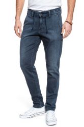 SPODNIE MĘSKIE MUSTANG RelaXed Chino 1010120 5000 942. Eleganckie spodnie męskie Mustang, bez wzorów, z jeansu. W wyprzedaży za 89.99 zł.