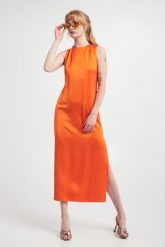 Sukienka maxi Ellie SAMSØE SAMSØE. Sukienki damskie Samsøe & Samsøe, xs, bez wzorów, bez kołnierzyka, bez ramiączek, maxi. W wyprzedaży za 399.50 zł.