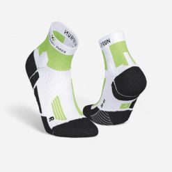 Skarpetki do biegania Kiprun Xtechno Run900 X. Skarpetki damskie KIPRUN, bez wzorów, z elastanu. Za 79.99 zł.
