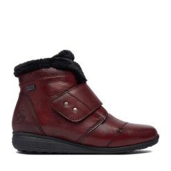 Botki Rieker. Czerwone botki damskie Rieker, bez wzorów, bez obcasa, na płaskiej podeszwie, bez zapięcia. Za 439.99 zł.