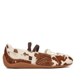 Baleriny Puma. Brązowe balerinki damskie Puma, bez wzorów, bez obcasa, bez zapięcia. Za 479.99 zł.