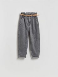 Jeansy paperbag - szary. Szare jeansy damskie Reserved, bez wzorów, z bawełny. Za 139.99 zł.