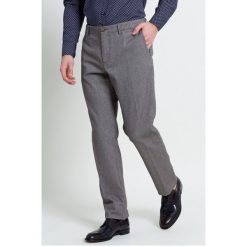 Trussardi - Spodnie. Brązowe spodnie materiałowe męskie TRUSSARDI, bez wzorów, z bawełny. W wyprzedaży za 199.90 zł.