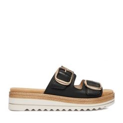 Klapki Remonte. Czarne klapki damskie Remonte, bez wzorów, bez obcasa, bez zapięcia. Za 369.99 zł.