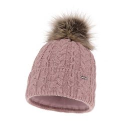 Czapka zimowa damska z pomponem Wrzosowa. Fioletowe czapki damskie Molly, na zimę, bez wzorów, z materiału. Za 55.90 zł.