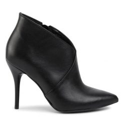 Botki R.Polański. Czarne botki damskie R.Polański, bez wzorów, bez obcasa, na szpilce, bez zapięcia. Za 549.99 zł.