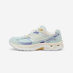 Buty sportowe RR2K x Tetsunori. Niebieskie obuwie sportowe damskie Decathlon, bez wzorów, z gumy, bez zapięcia, do biegania. Za 339.99 zł.