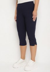 Ciemnogranatowe Spodnie z Bawełny o Kroju Capri Dolonisa. Niebieskie spodnie materiałowe damskie Born2be, bez wzorów, z bawełny, eleganckie. Za 79.99 zł.