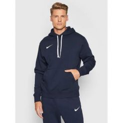 Bluza z kapturem Nike Team Club 20, Mężczyźni. Białe bluzy męskie Nike, m, bez wzorów, z bawełny, z kapturem, na fitness i siłownię. Za 251.00 zł.