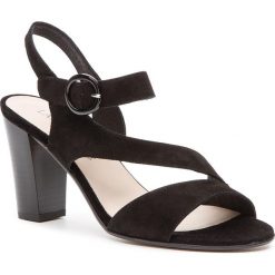 Sandały LASOCKI 2610-02. Czarne sandały damskie Lasocki, bez wzorów, ze skóry, bez obcasa, bez zapięcia. Za 179.99 zł.