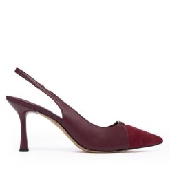Szpilki Aldo. Czerwone szpilki damskie Aldo, bez wzorów, bez obcasa, na szpilce, bez zapięcia. Za 389.99 zł.