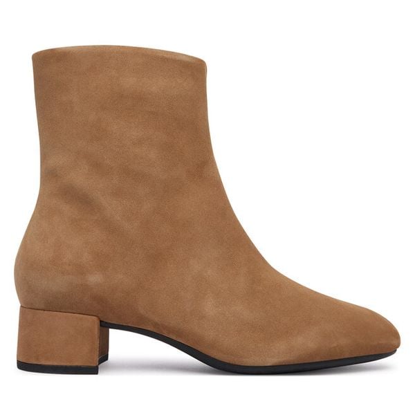 Botki ECCO. Brązowe botki damskie ecco, bez wzorów, bez obcasa, na słupku, bez zapięcia. Za 709.99 zł.
