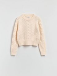 Sweter z dekoracyjnym splotem - kremowy. Białe swetry nierozpinane damskie Reserved, l, bez wzorów, z dzianiny, bez kołnierzyka, bez ramiączek. Za 129.99 zł.