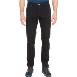 Trussardi Jeans 370 Spodnie Czarny. Czarne spodnie sportowe męskie TRUSSARDI JEANS, bez wzorów, z bawełny. Za 395.95 zł.