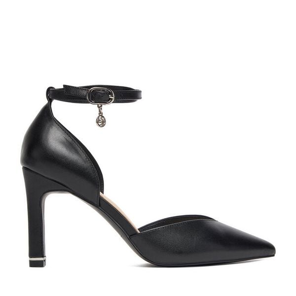 Szpilki Lasocki. Czarne szpilki damskie Lasocki, bez wzorów, bez obcasa, na szpilce, bez zapięcia. Za 249.99 zł.