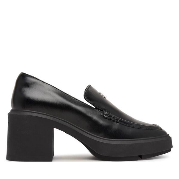 Półbuty Calvin Klein. Czarne półbuty damskie Calvin Klein, bez wzorów, bez obcasa, na obcasie, bez zapięcia. Za 699.99 zł.