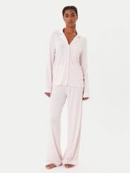 Guess Piżama O4BX07 KCIN2 Różowy Regular Fit. Czerwone piżamy damskie Guess, z aplikacjami, bez ramiączek. Za 399.99 zł.