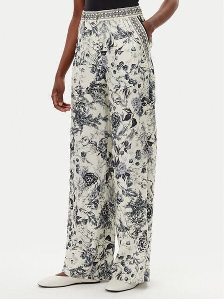 Simona Corsellini Spodnie materiałowe P25CPPA00201 Kolorowy Regular Fit. Spodnie materiałowe damskie SIMONA CORSELLINI, bez wzorów, z materiału. Za 659.99 zł.